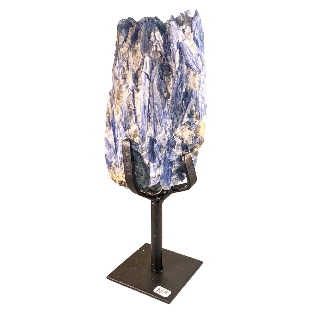 BLUE KYANITE ON STAND - Nativa Gems Brazil